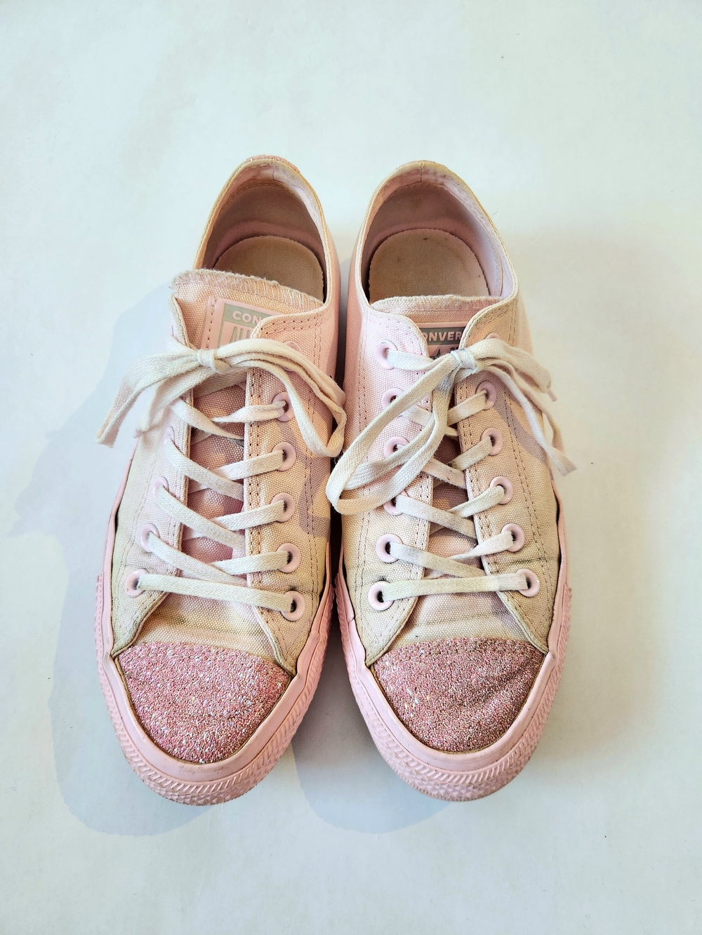 Light Baby Pink Low Top Glitter Converse All Star
